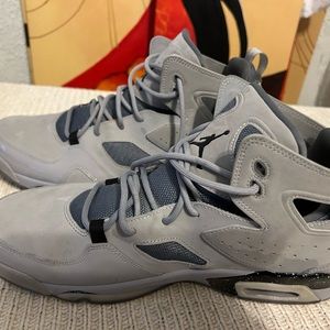 Jordan Flight Club 91 “Wolf Grey”